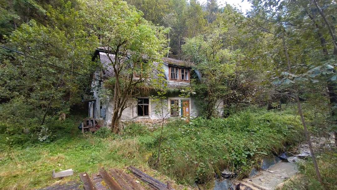 Haus K – slika reference
