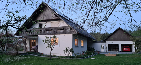 Haus AH – slika reference